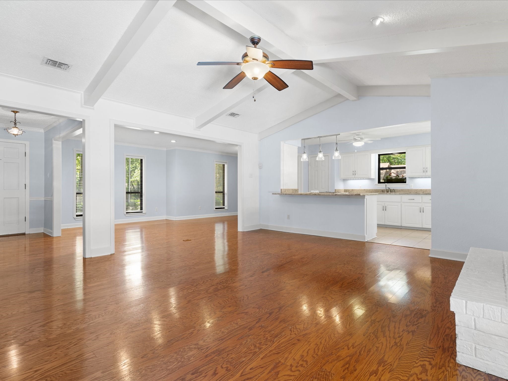 1800 Holm Oak Street Arlington TX 76012