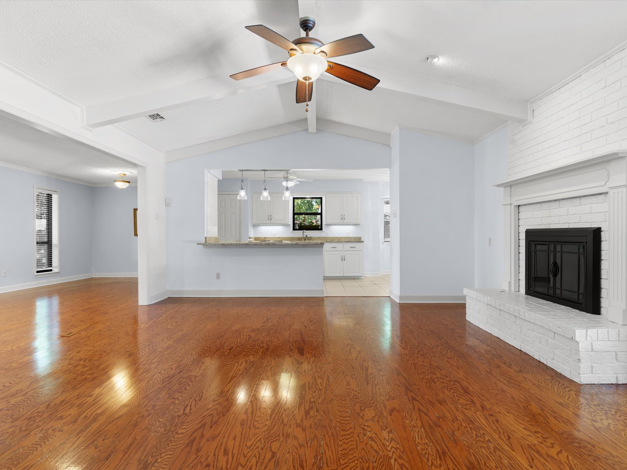 1800 Holm Oak Street Arlington TX 76012