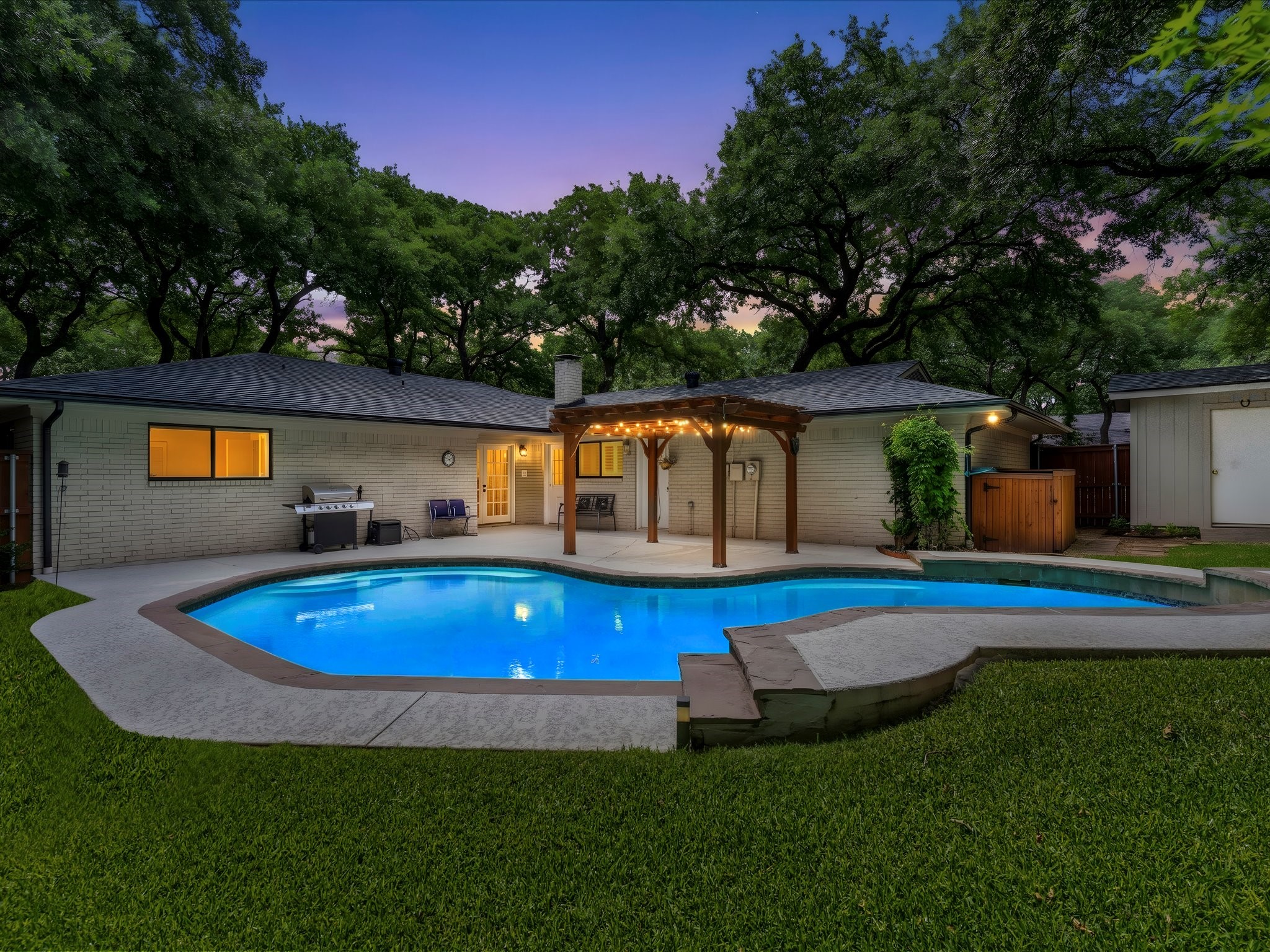 1800 Holm Oak Street Arlington TX 76012