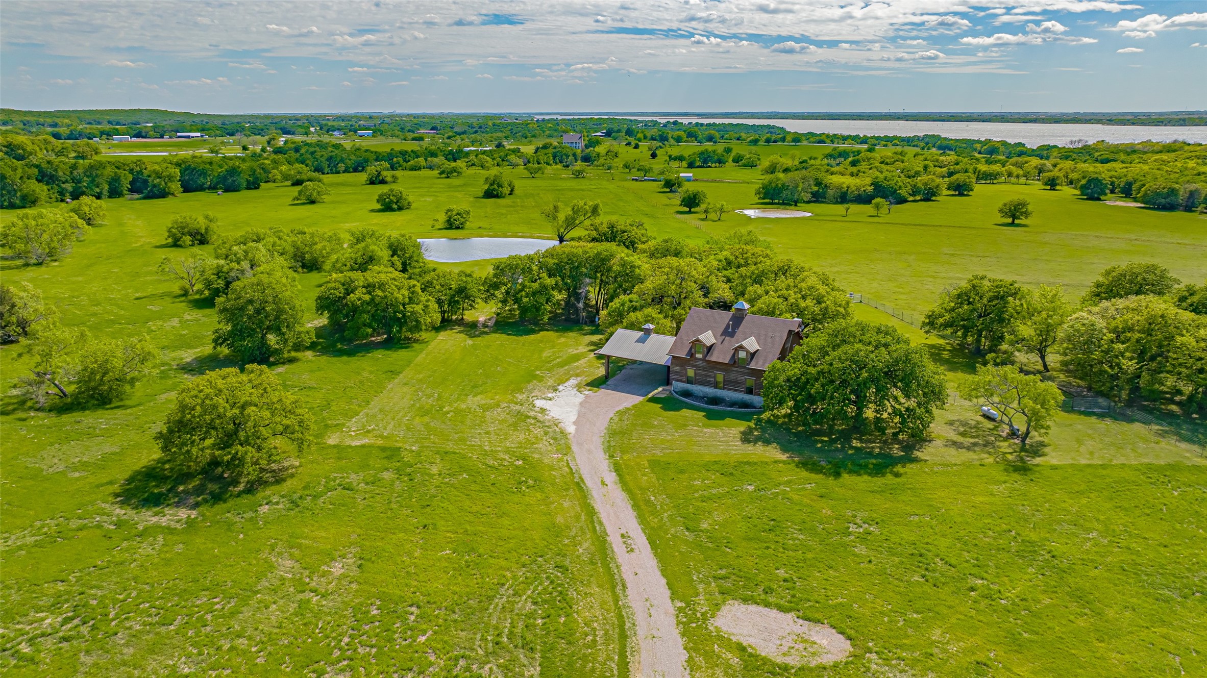 4700 E Fm 922 Valley View TX 76272