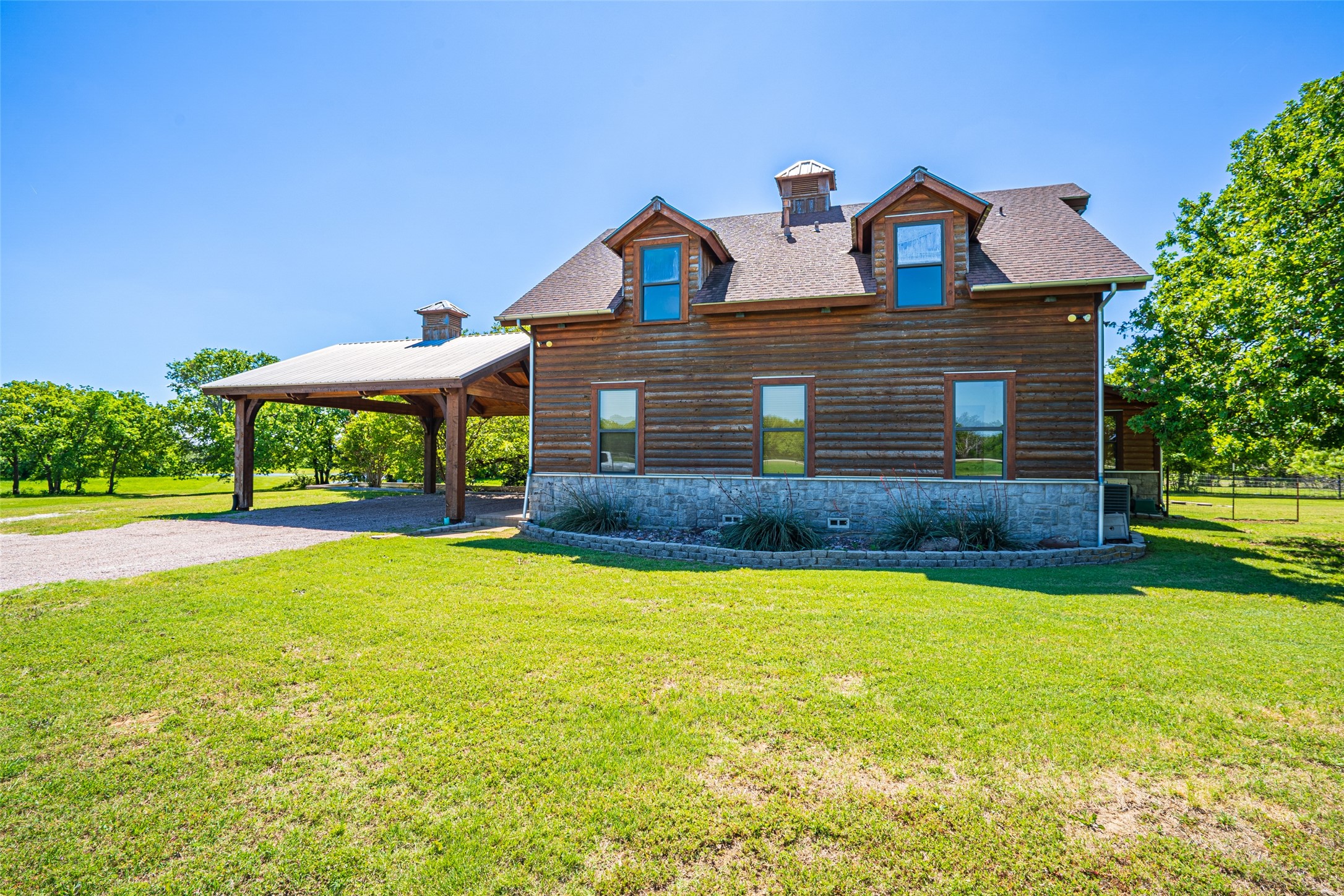 4700 E Fm 922 Valley View TX 76272