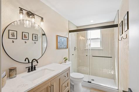 1209 Wildwood Drive Arlington TX 76011