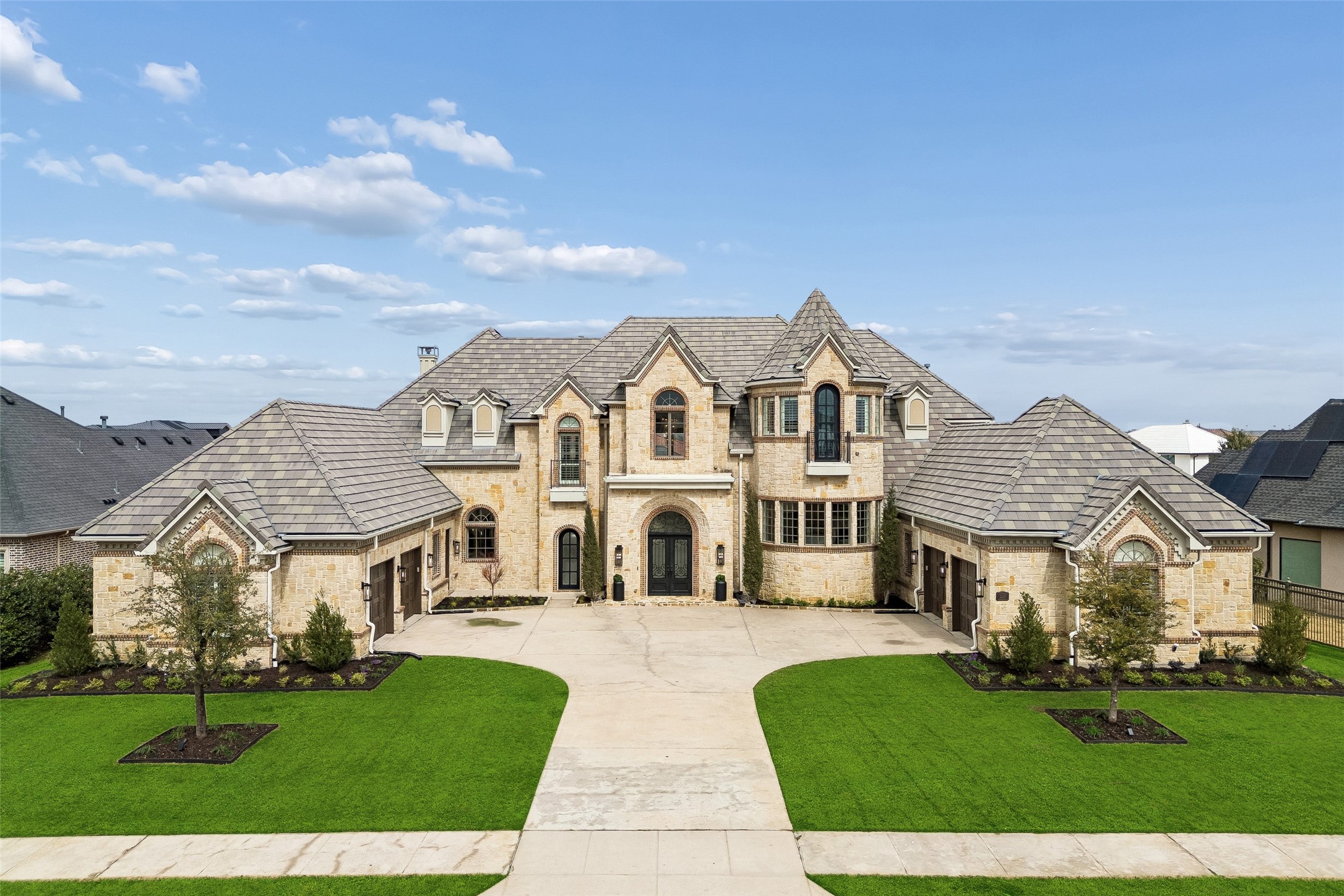 2032 Courtland Drive Frisco TX 75034