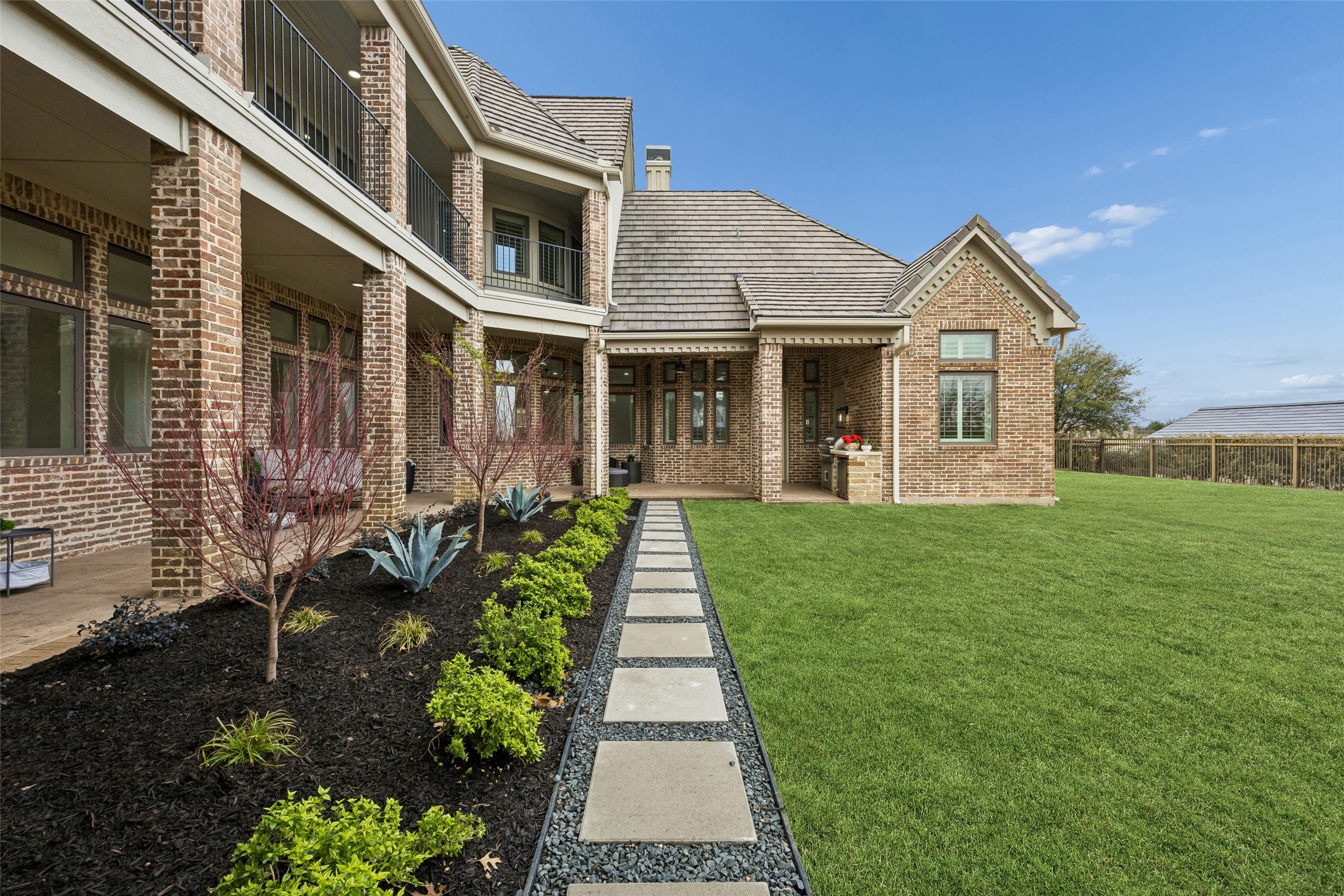 2032 Courtland Drive Frisco TX 75034