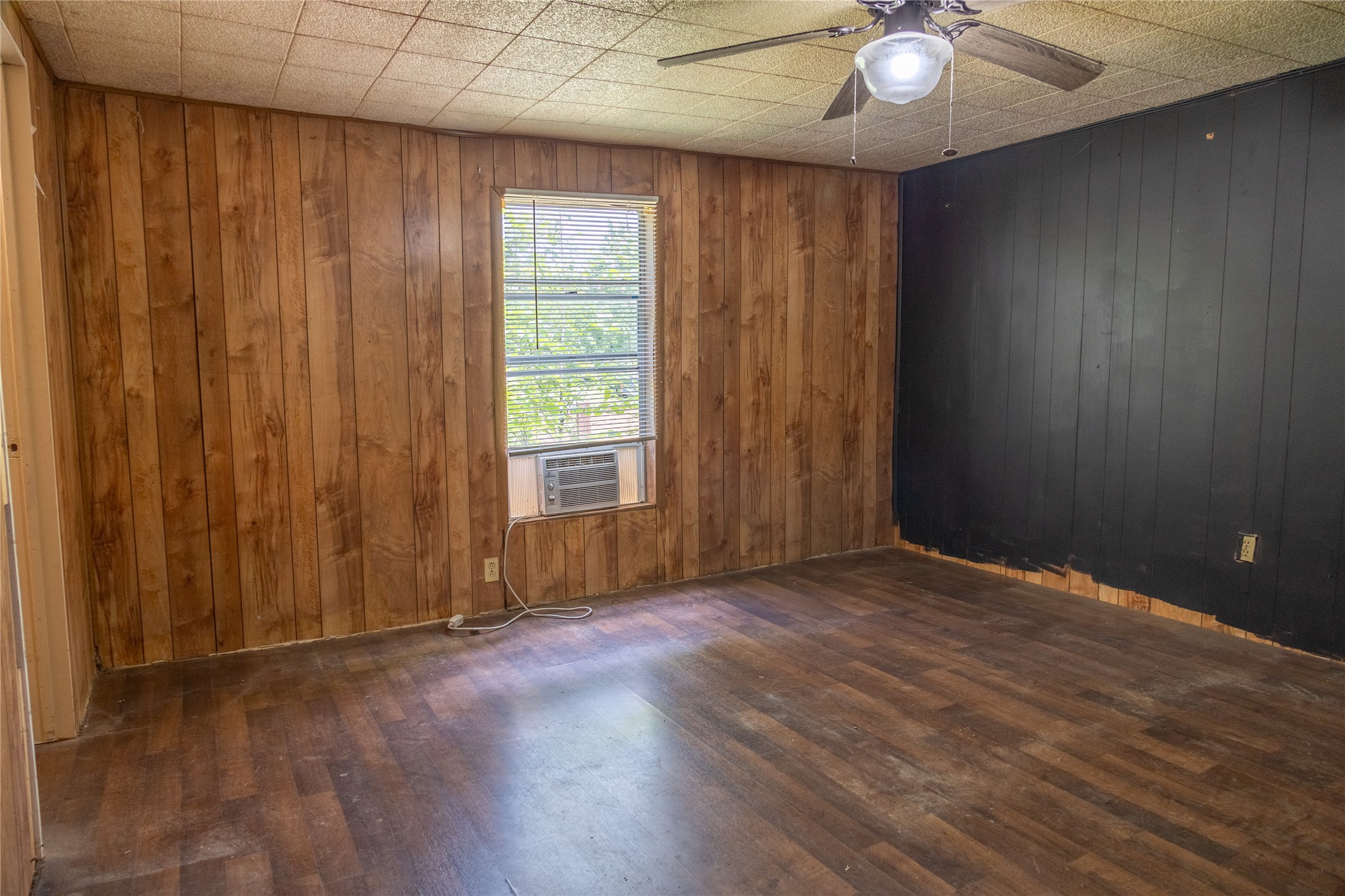805 12th NE Paris TX 75460