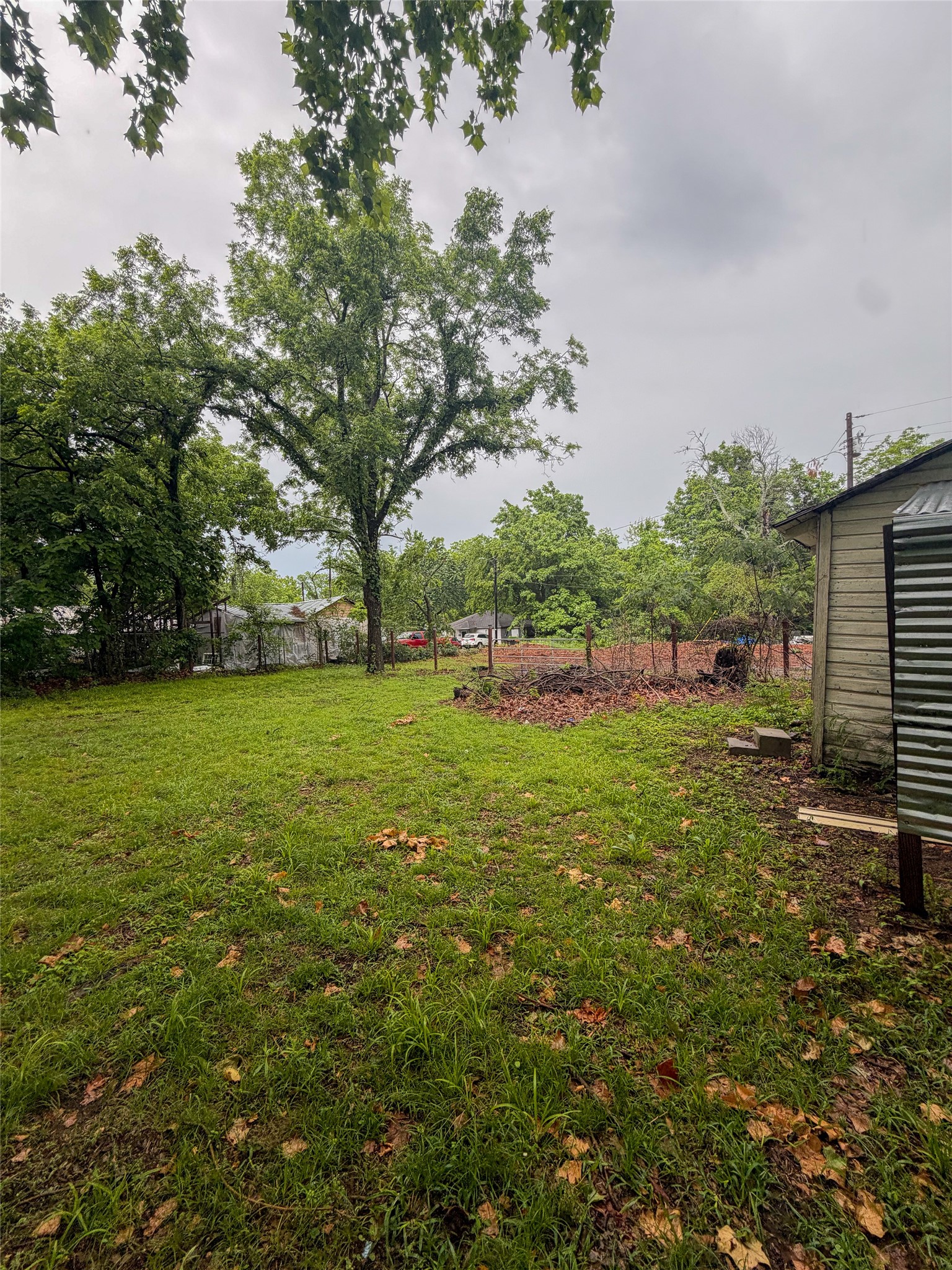 805 12th St. NE Paris TX 75460
