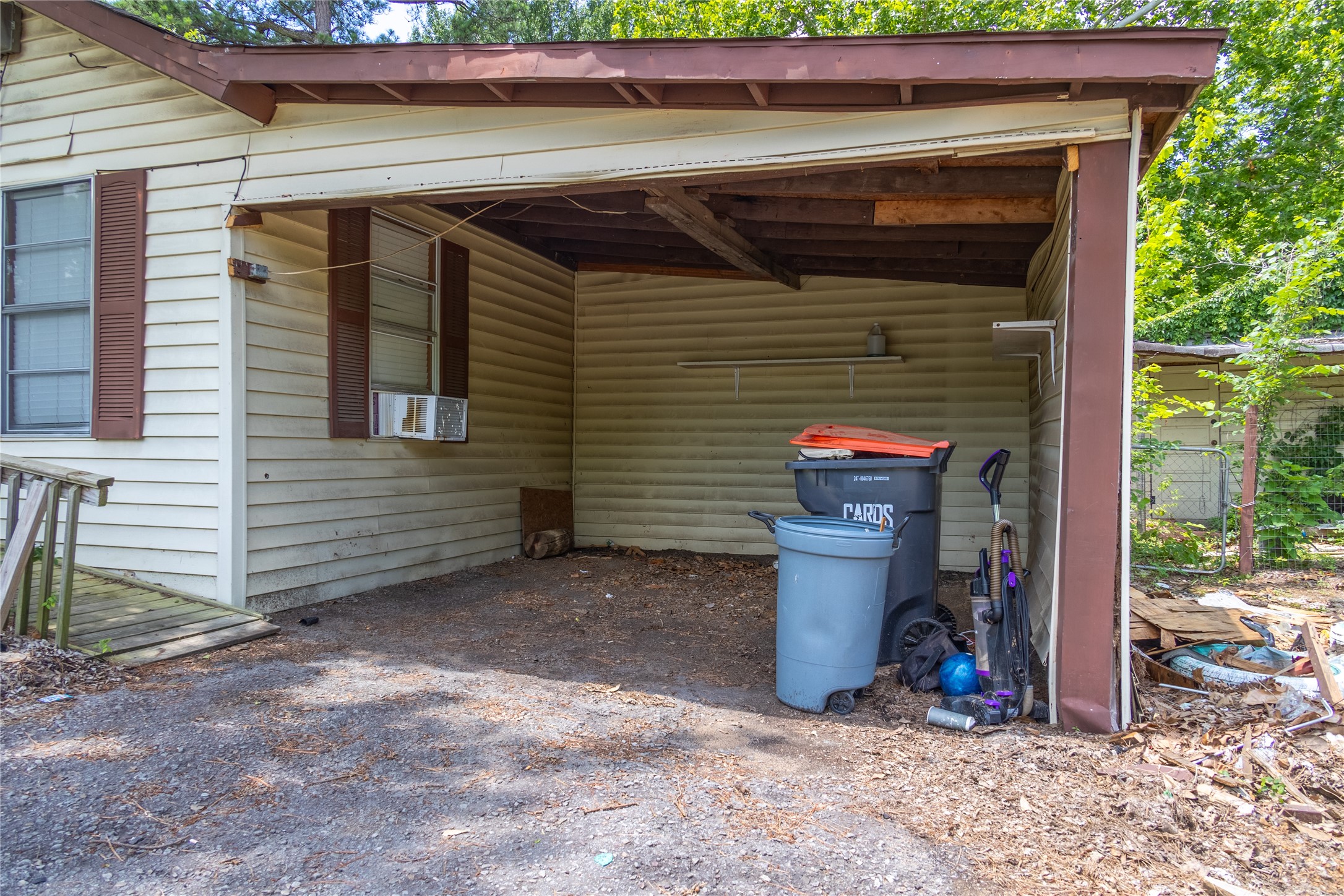 805 12th NE Paris TX 75460