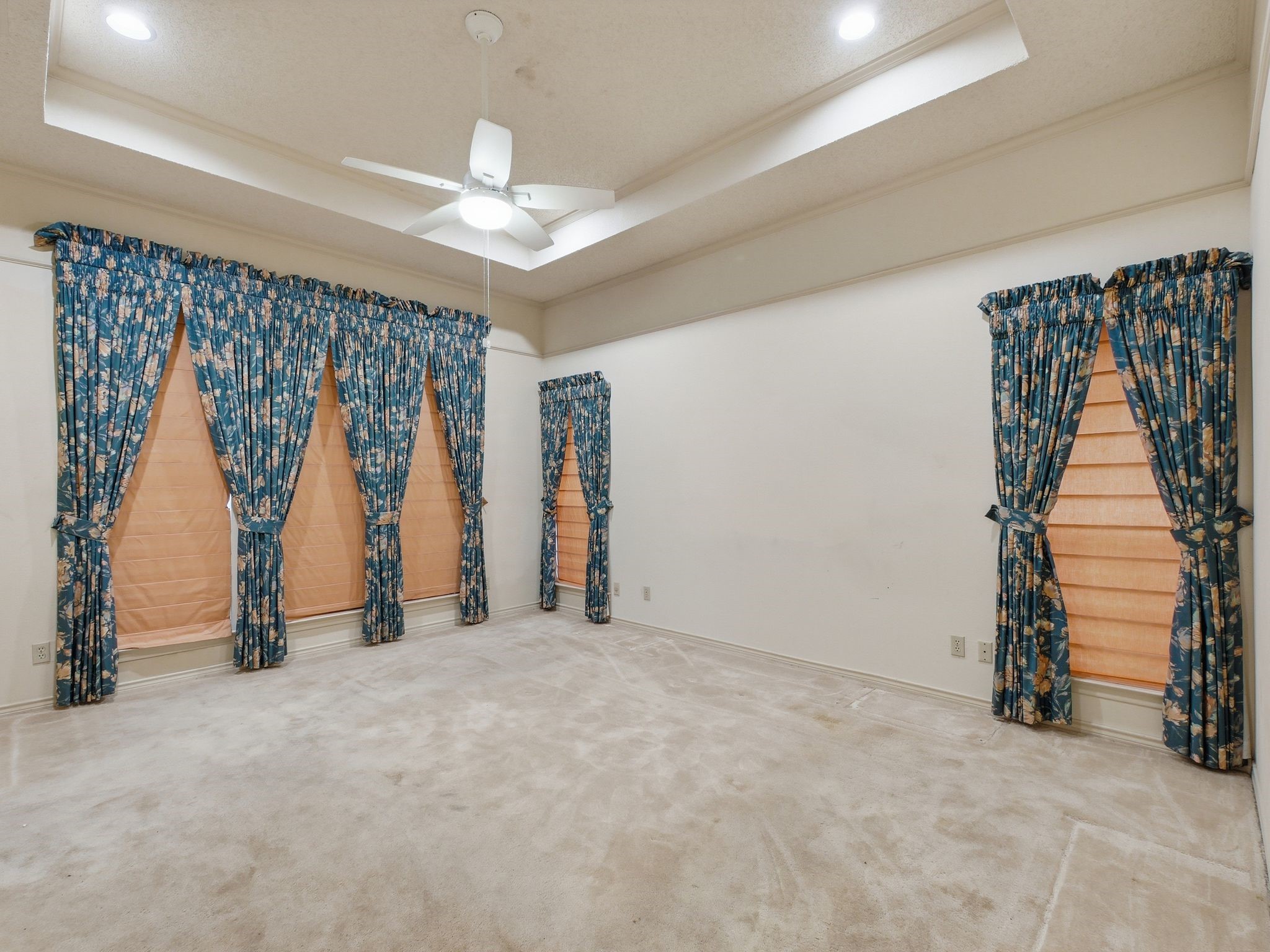 10211 Shadow Way Dallas TX 75243