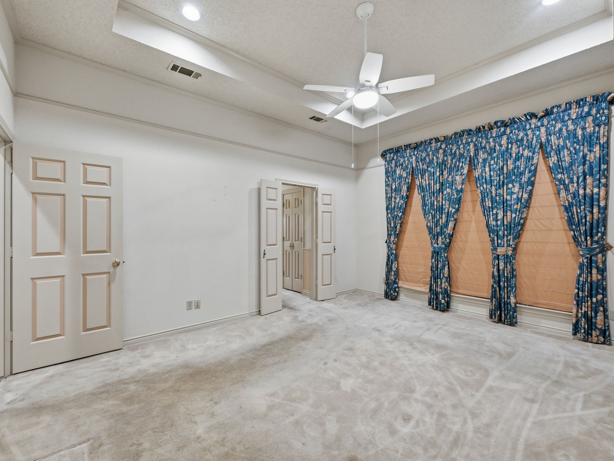 10211 Shadow Way Dallas TX 75243
