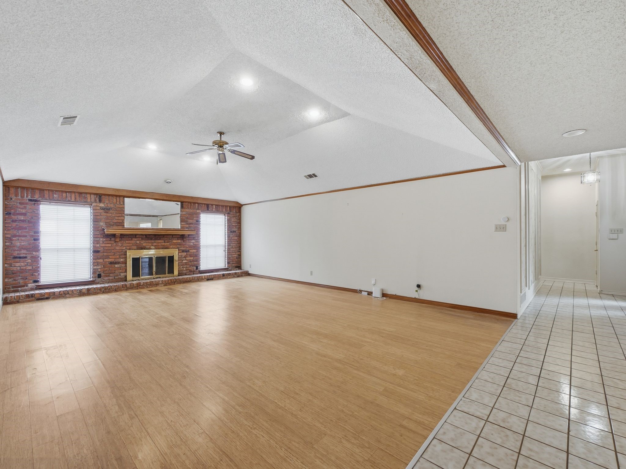 10211 Shadow Way Dallas TX 75243