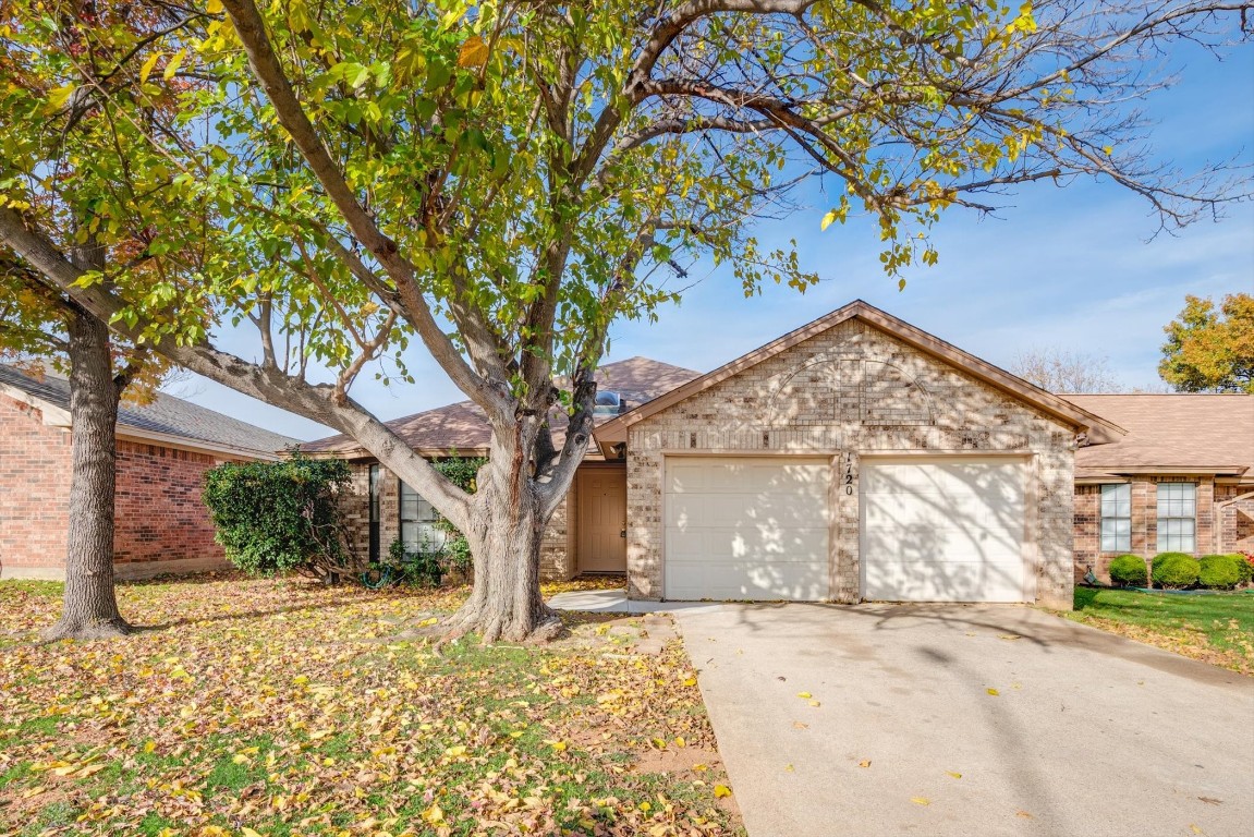 1720 Lincolnshire Way Fort Worth TX 76134