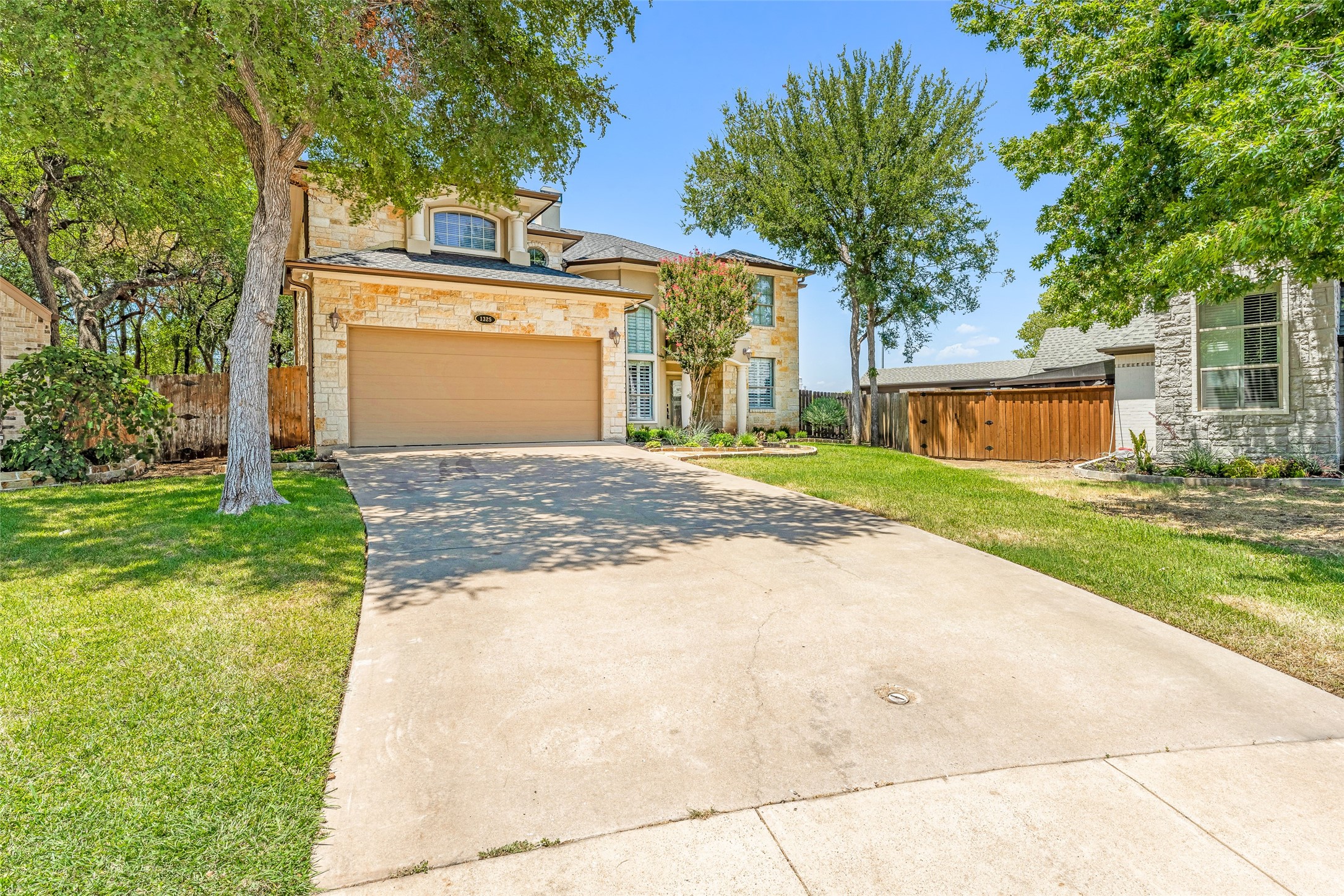 1325 Preston Trail Court Granbury TX 76048