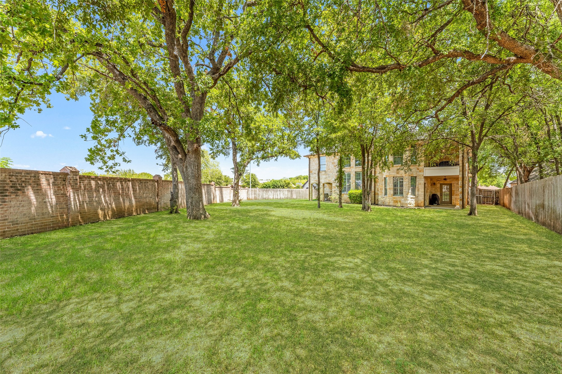 1325 Preston Trail Court Granbury TX 76048
