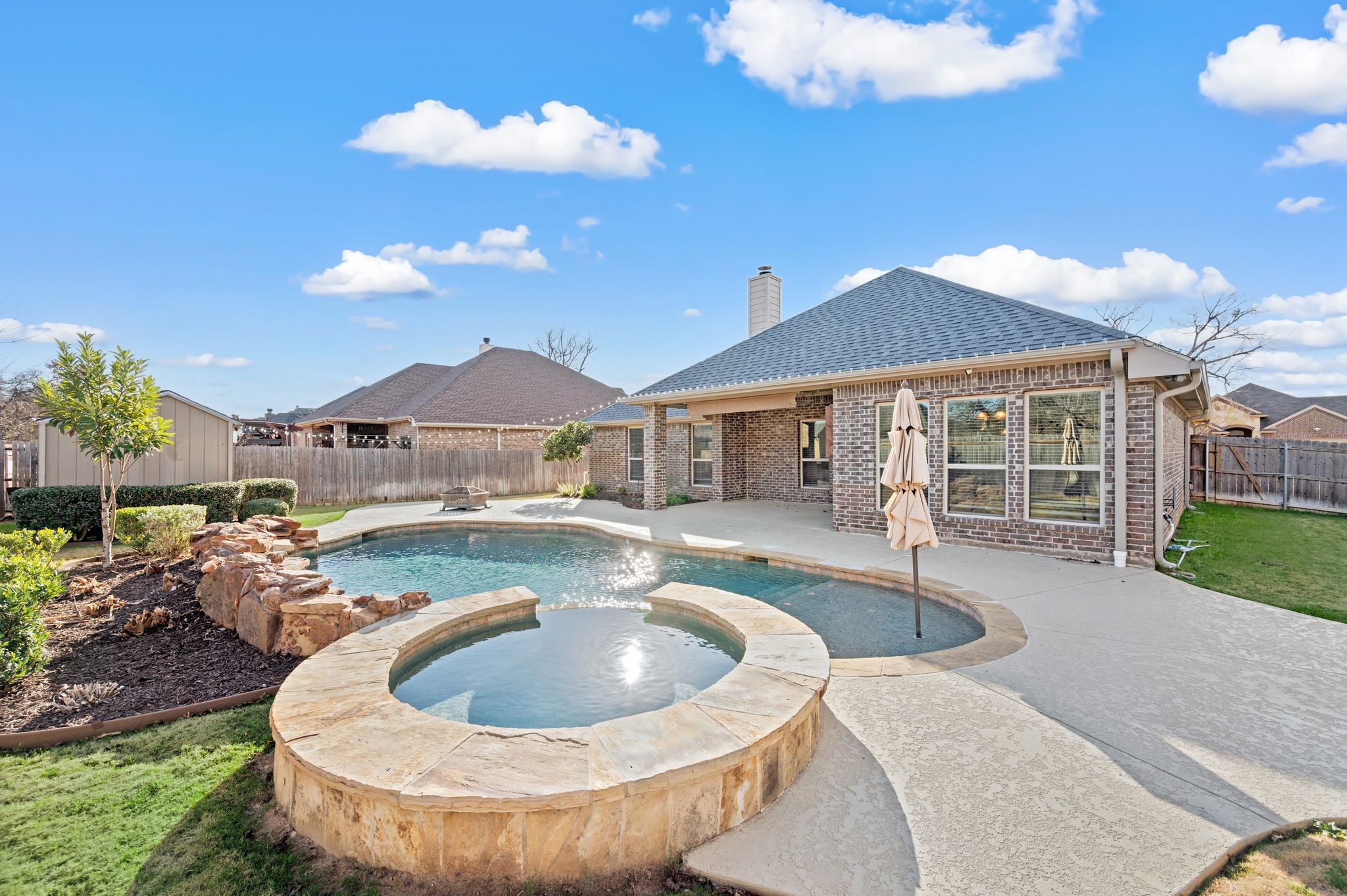 1039 Cydnie Street Kennedale TX 76060