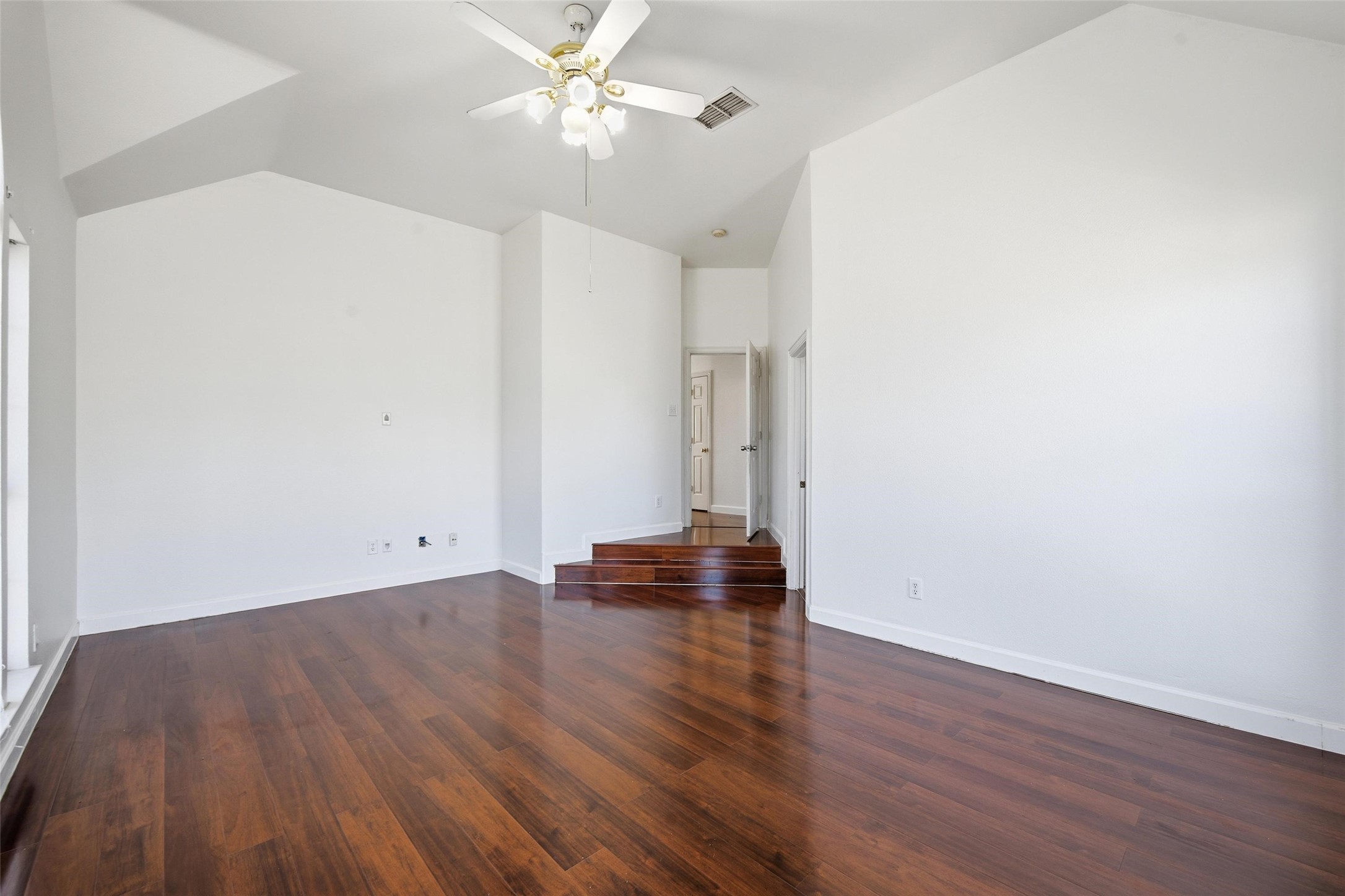 5709 Christy Lane Haltom City TX 76137