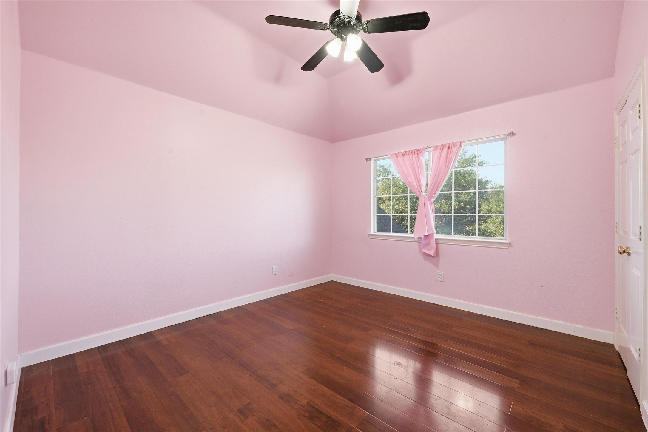 5709 Christy Lane Haltom City TX 76137