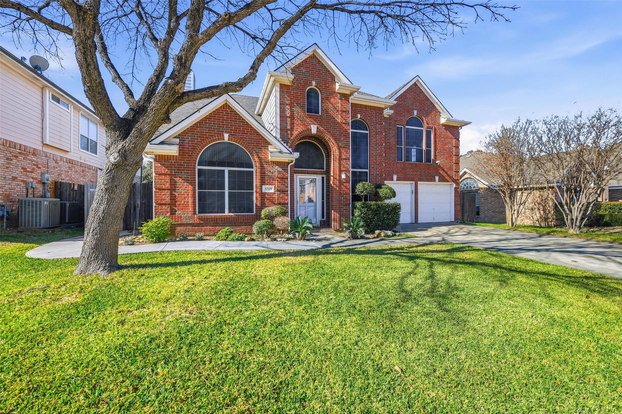 5709 Christy Lane Haltom City TX 76137