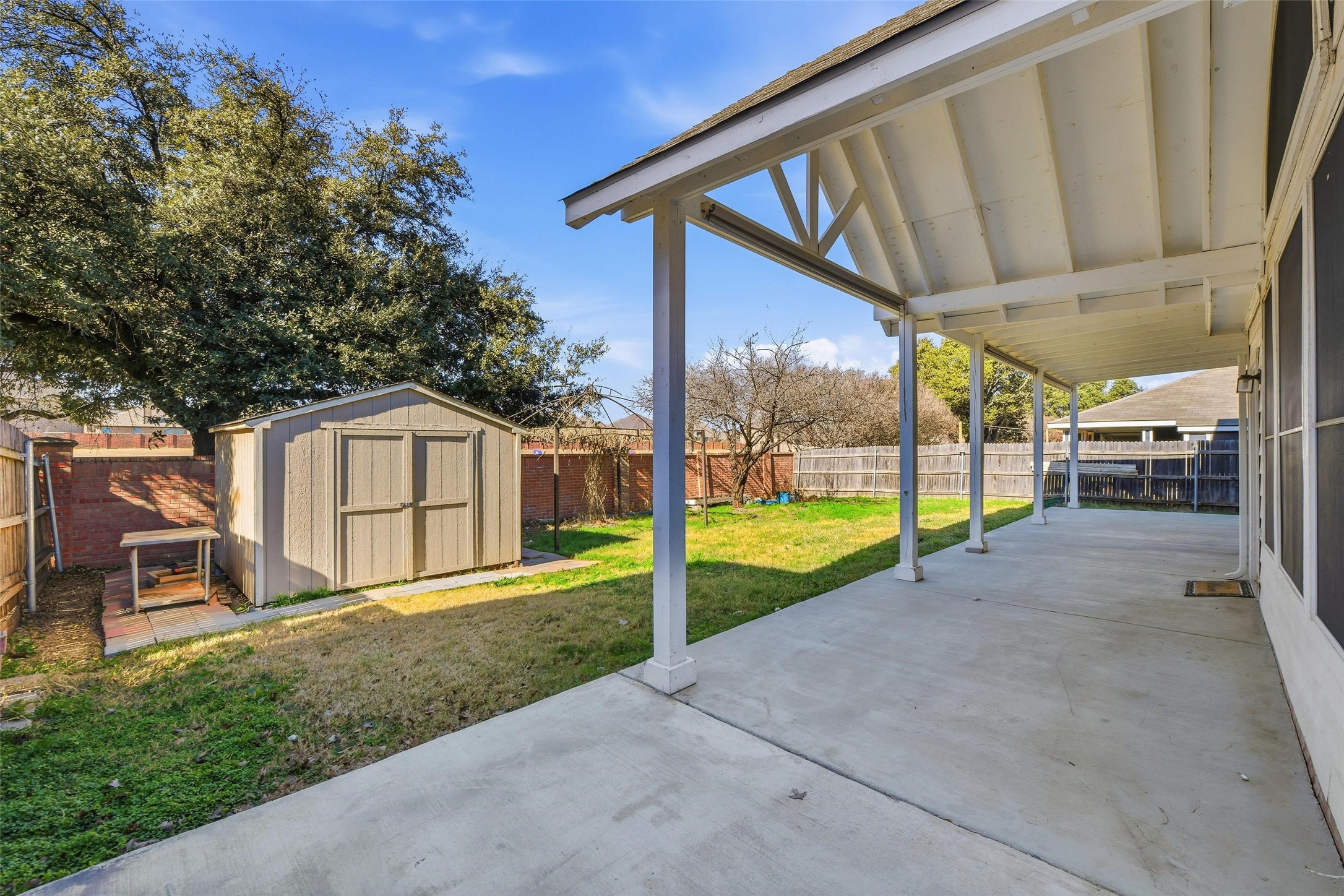 5709 Christy Lane Haltom City TX 76137