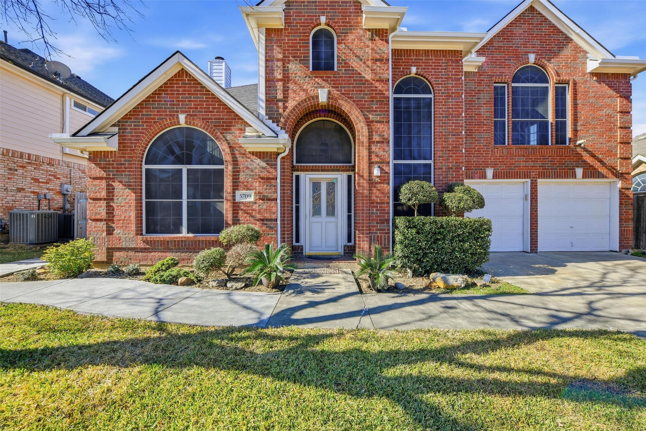 5709 Christy Lane Haltom City TX 76137