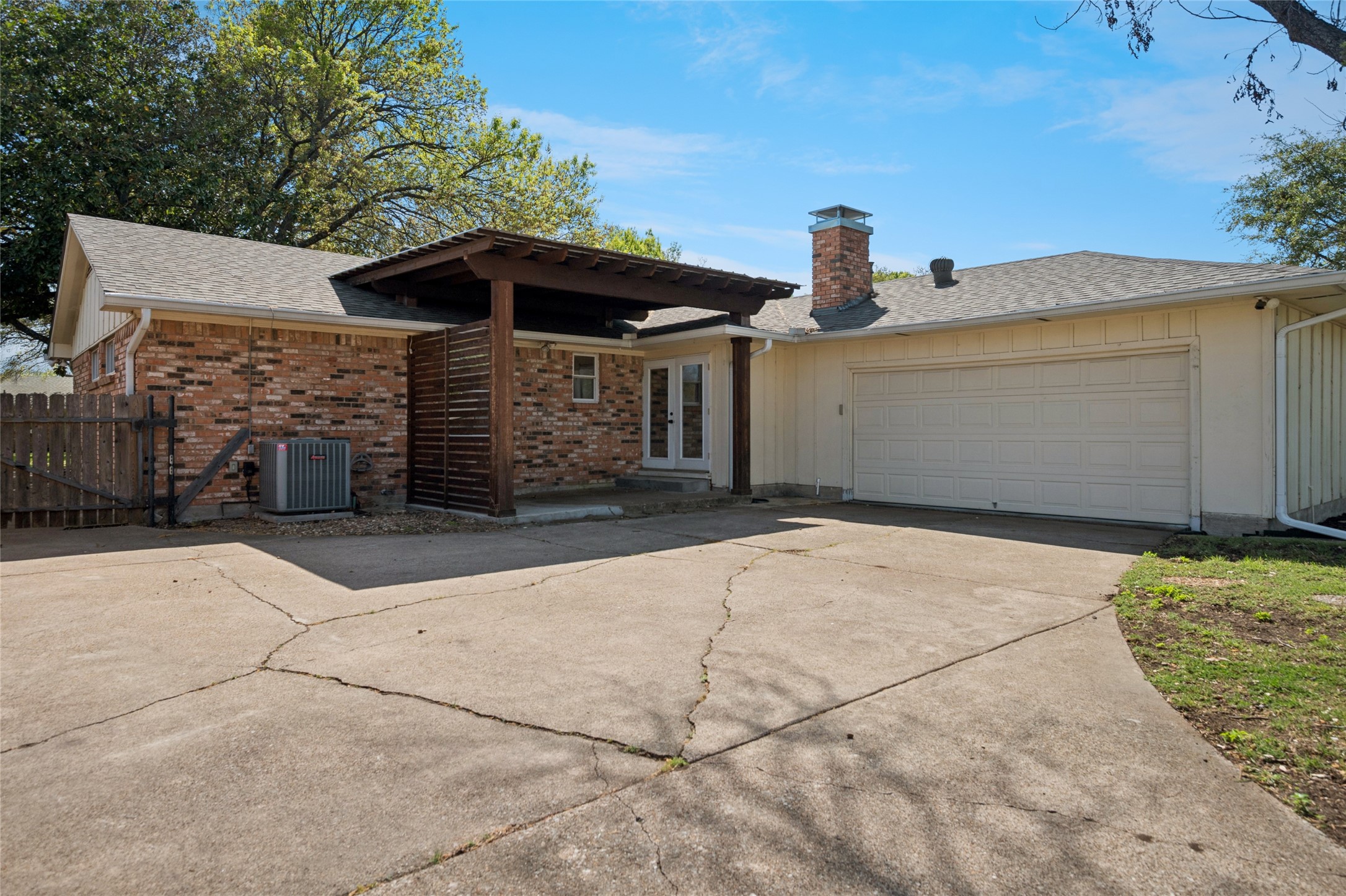 628 Parkview Lane Richardson TX 75080