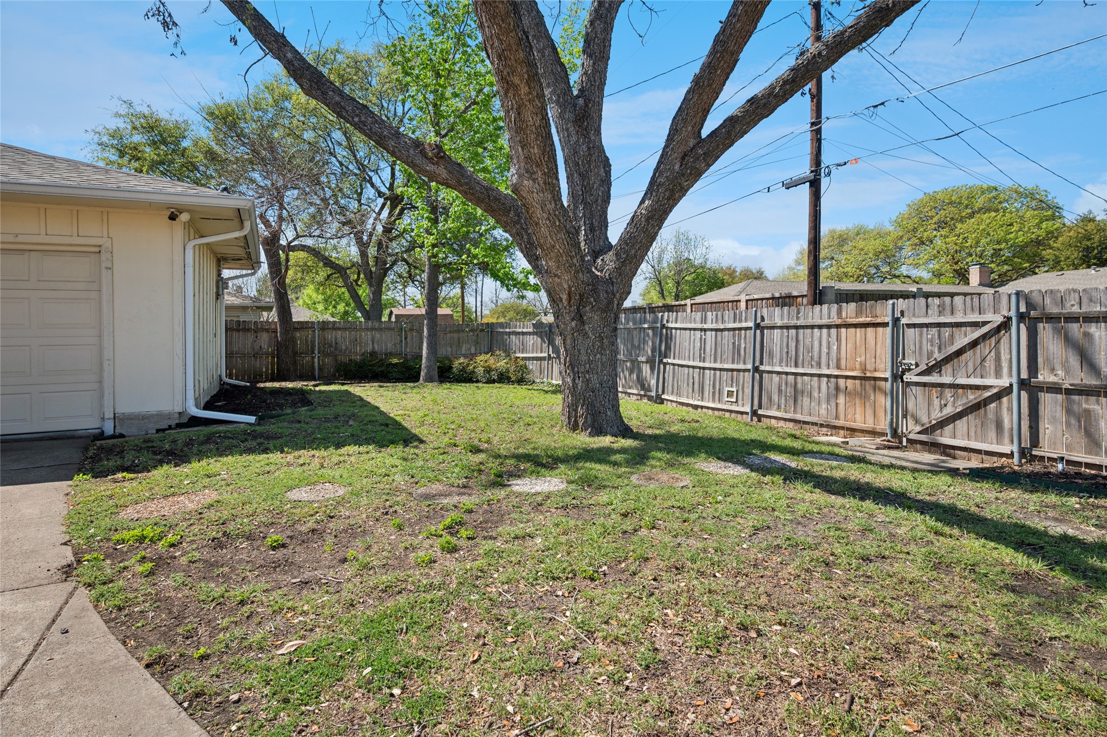628 Parkview Lane Richardson TX 75080