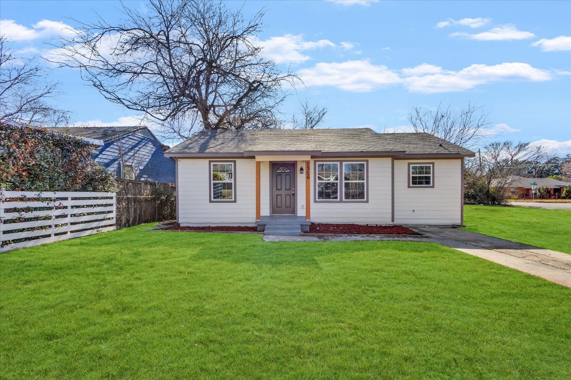 1306 Dryden Avenue Dallas TX 75216