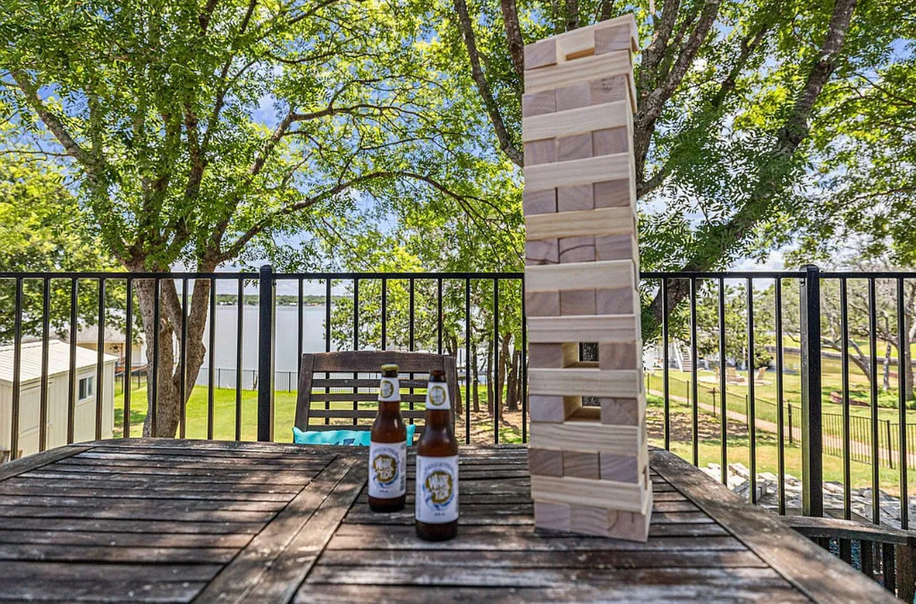 3921 Buena Vista Circle Granbury TX 76049
