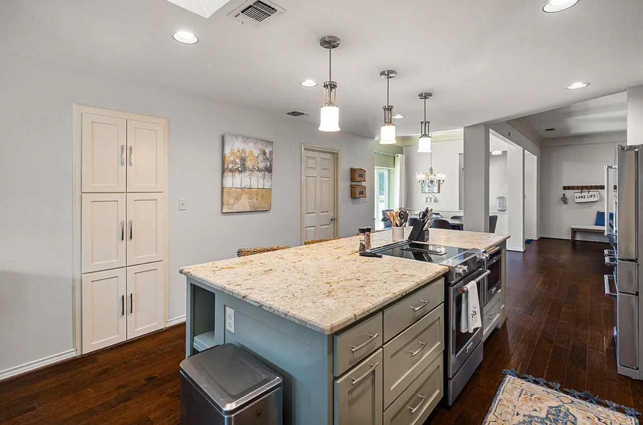 3921 Buena Vista Circle Granbury TX 76049
