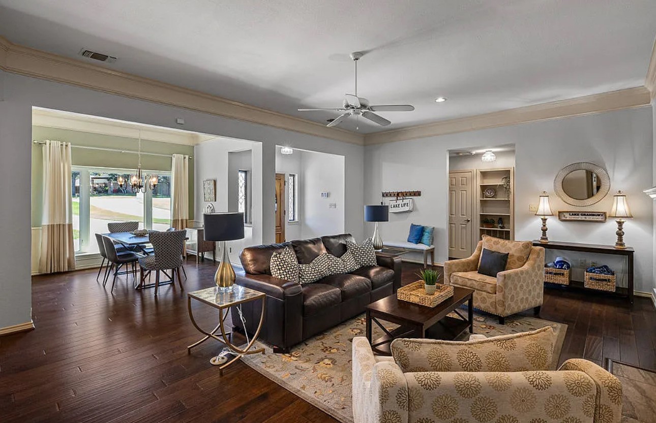 3921 Buena Vista Circle Granbury TX 76049