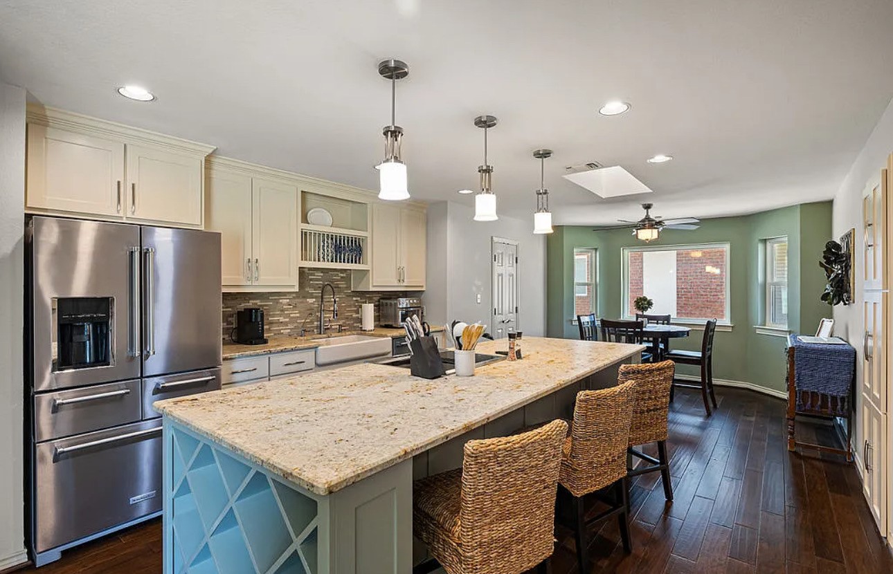 3921 Buena Vista Circle Granbury TX 76049