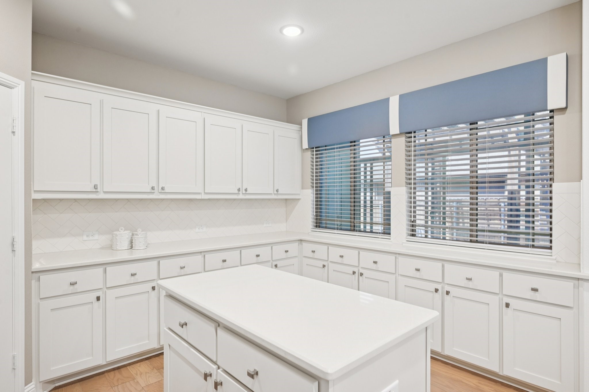 1007 Pecos Street Aubrey TX 76227