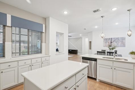 1007 Pecos Street Aubrey TX 76227