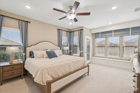 1007 Pecos Street Aubrey TX 76227