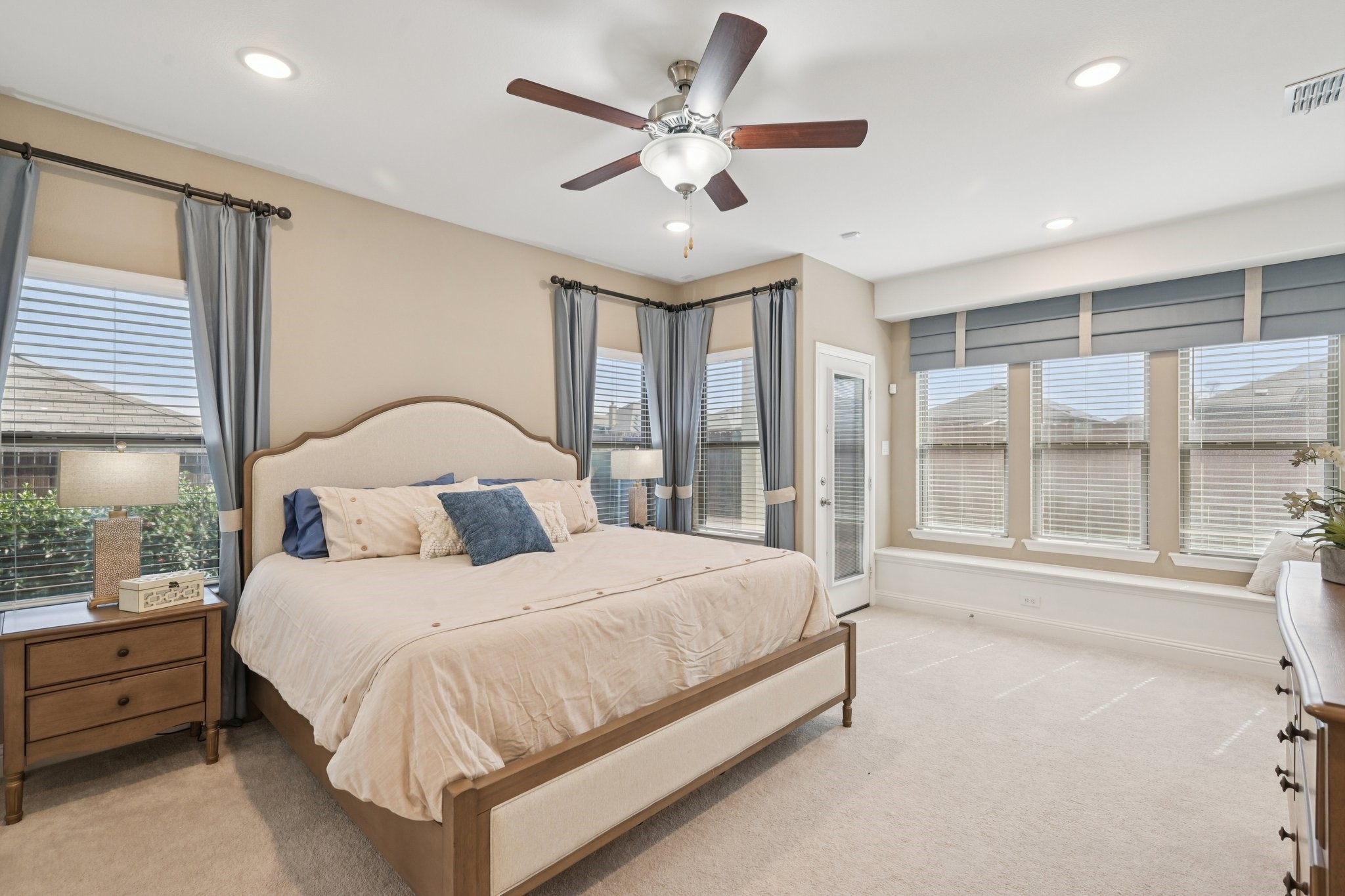 1007 Pecos Street Aubrey TX 76227