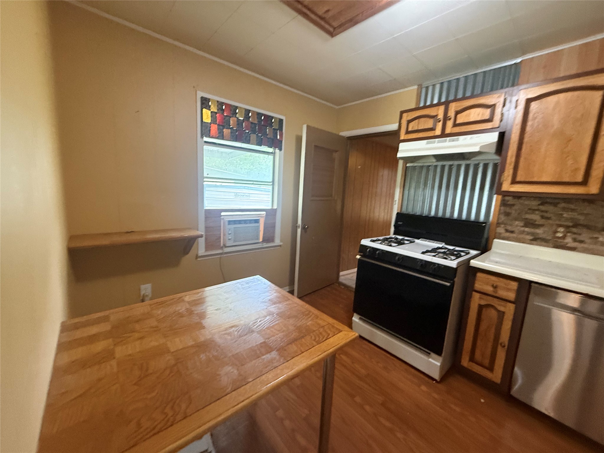 831 Cedar Drive Mesquite TX 75149