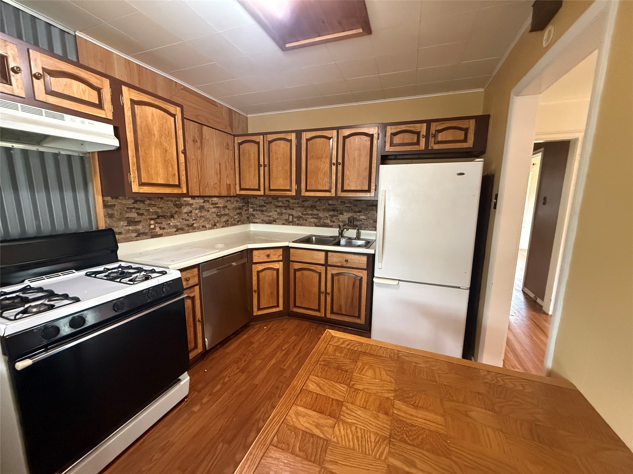 831 Cedar Drive Mesquite TX 75149