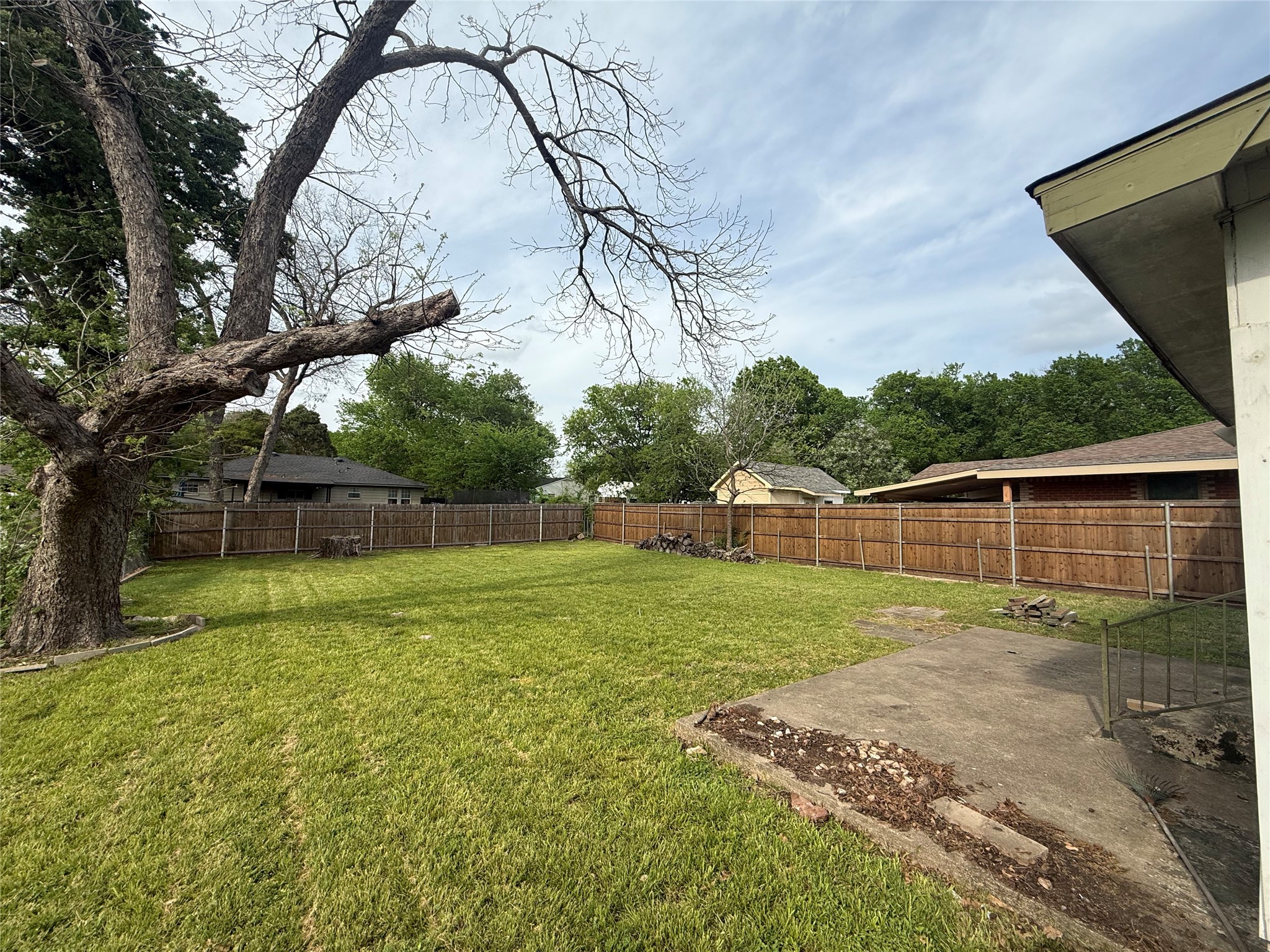 831 Cedar Drive Mesquite TX 75149