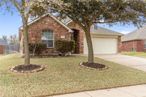 931 Hunter Lane Burleson TX 76028