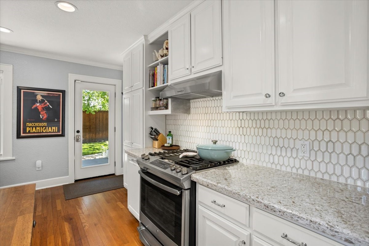 2205 Stanley Avenue Fort Worth TX 76110