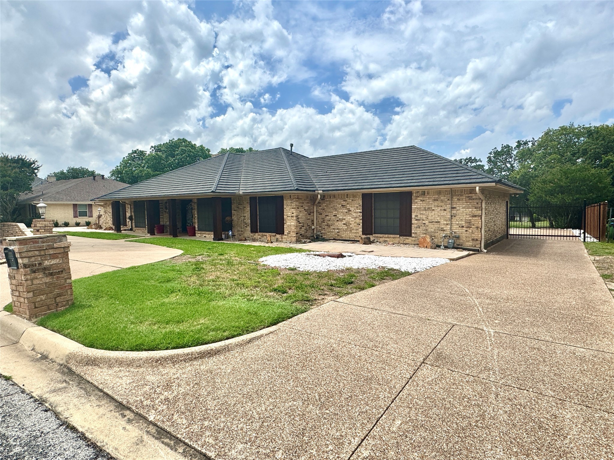 6121 Lantana Lane Fort Worth TX 76112
