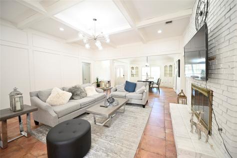 2430 Beaver Run Garland TX 75044