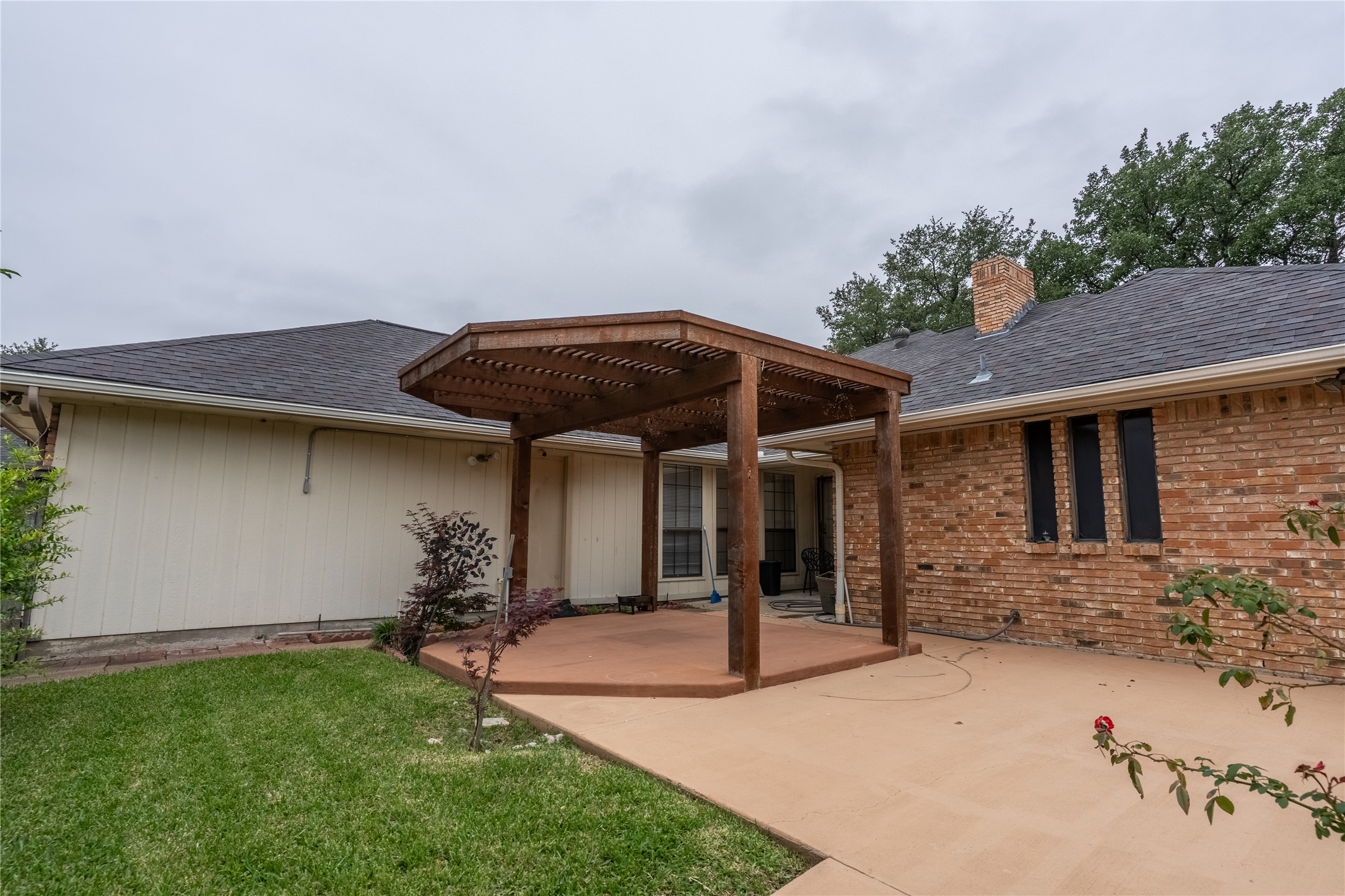 2430 Beaver Run Garland TX 75044