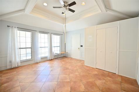 2430 Beaver Run Garland TX 75044