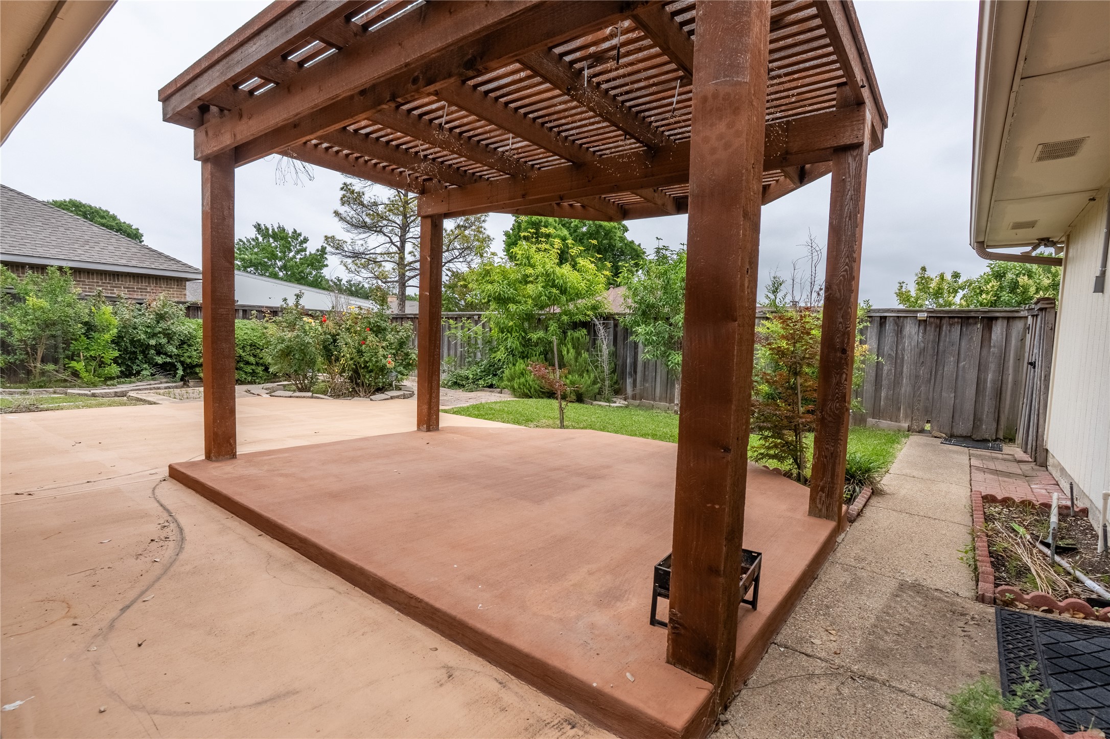 2430 Beaver Run Garland TX 75044