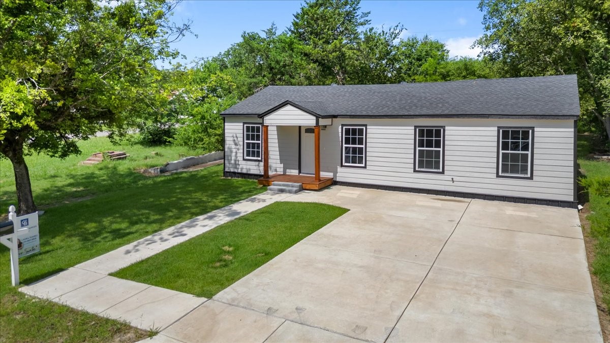 1826 Wellington Street Greenville TX 75401