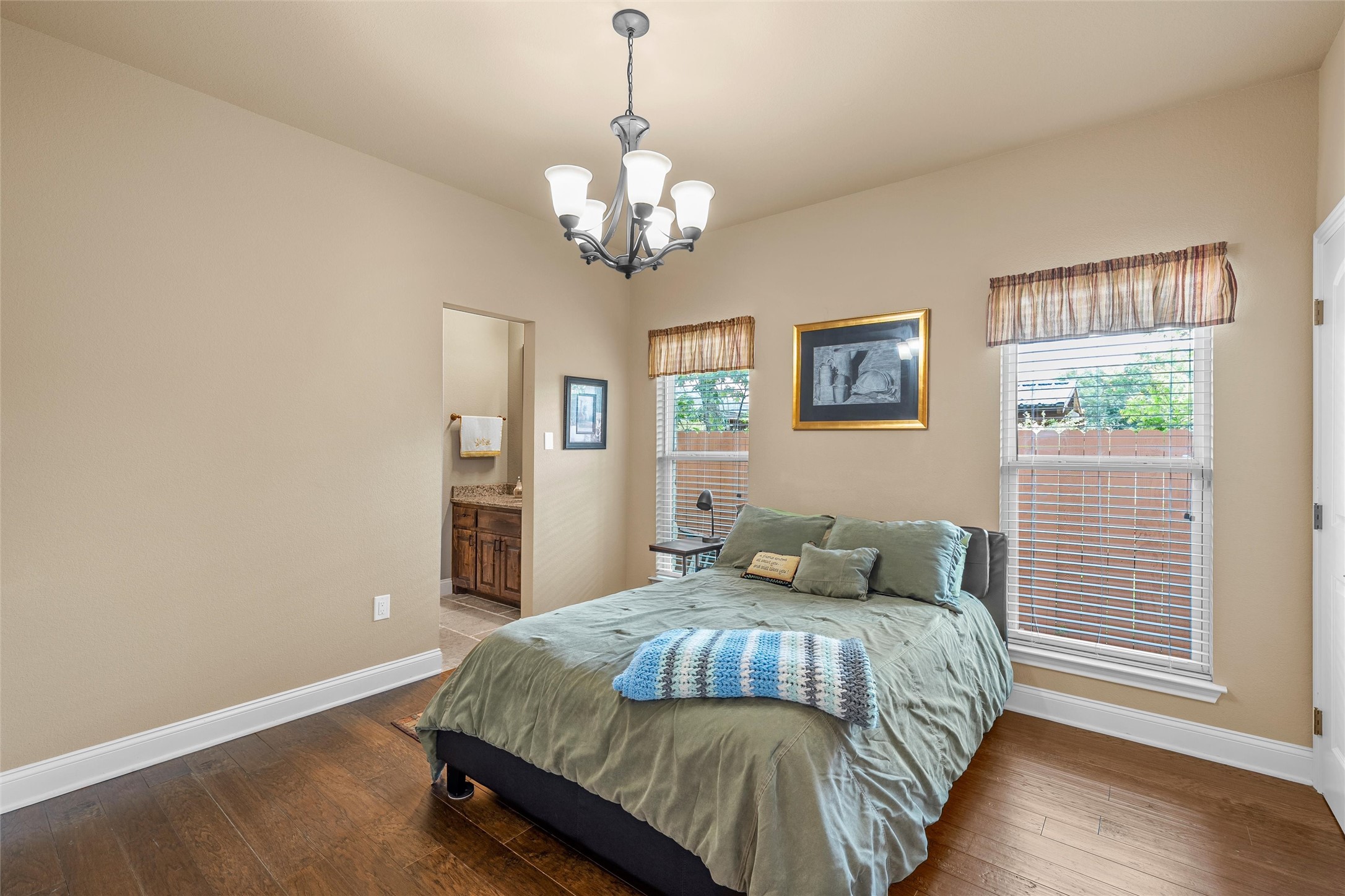 241 W Chapman Road Hewitt TX 76643