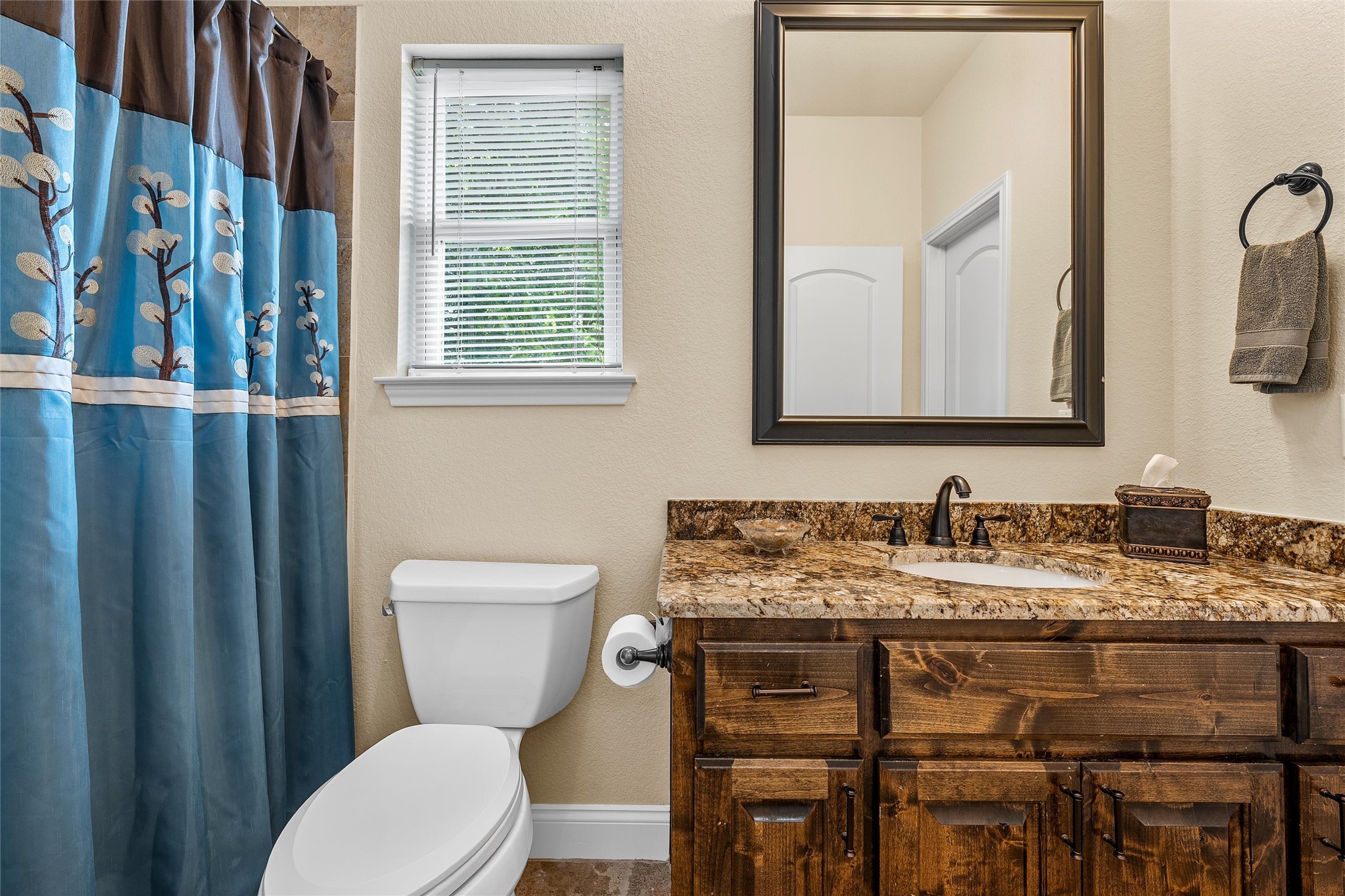 241 W Chapman Road Hewitt TX 76643