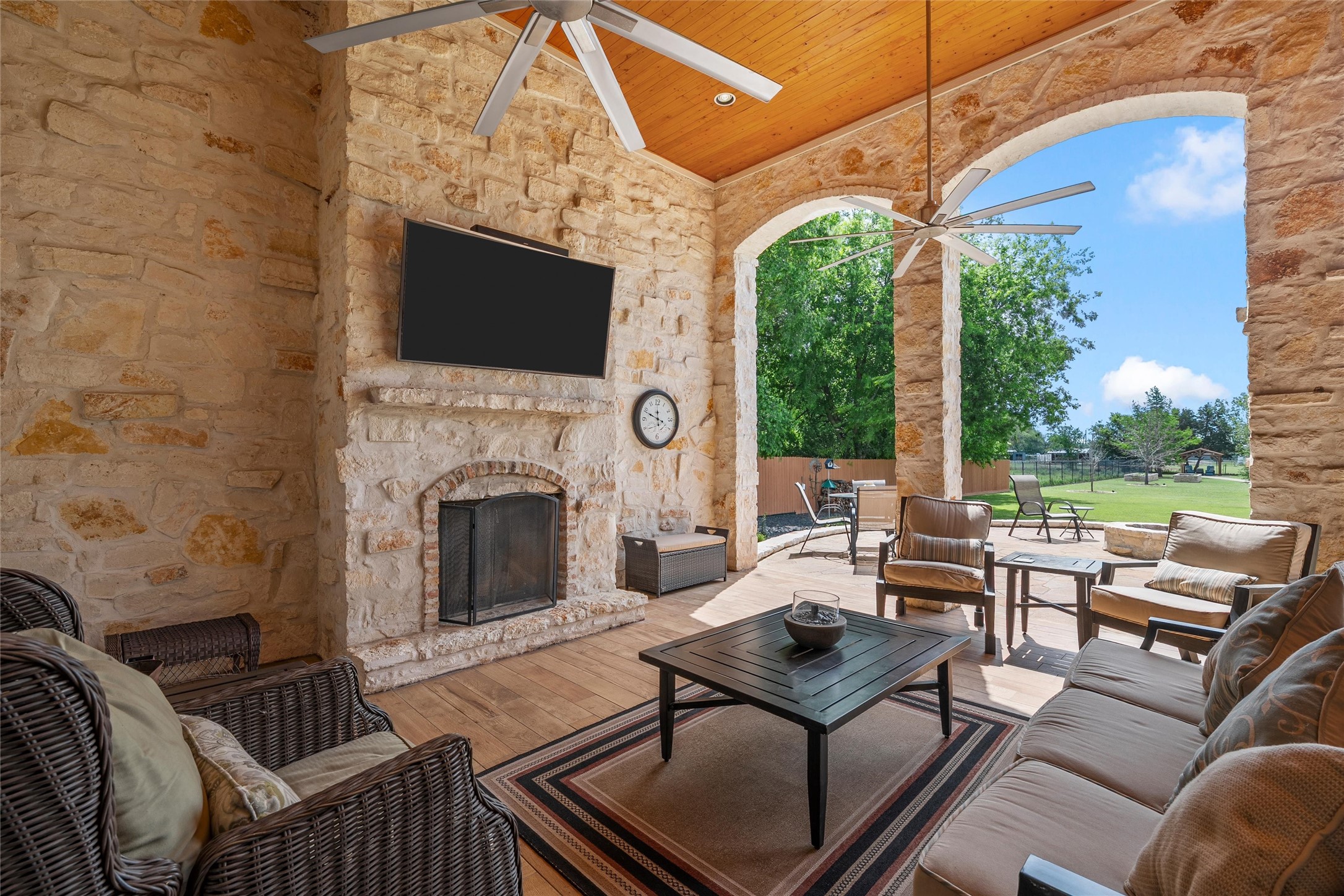 241 W Chapman Road Hewitt TX 76643