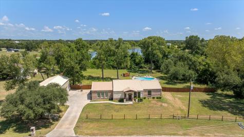 3119 Bob White Drive Granbury TX 76049