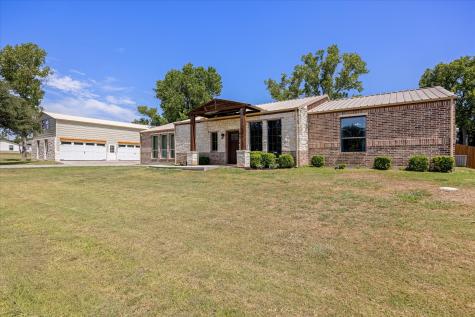 3119 Bob White Drive Granbury TX 76049